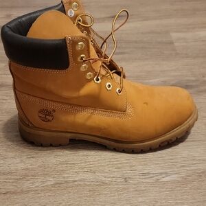 Timberland Men's Classic Wheat Boots